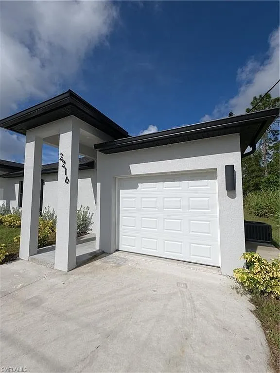 3 bed, 2.0 bath, 1175 sqft, $1,850 — Photo 1