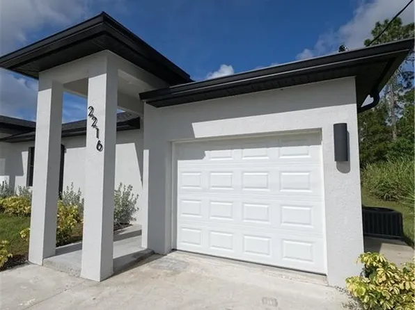 2216 Kenneth Ave S, Lehigh Acres, FL 33973