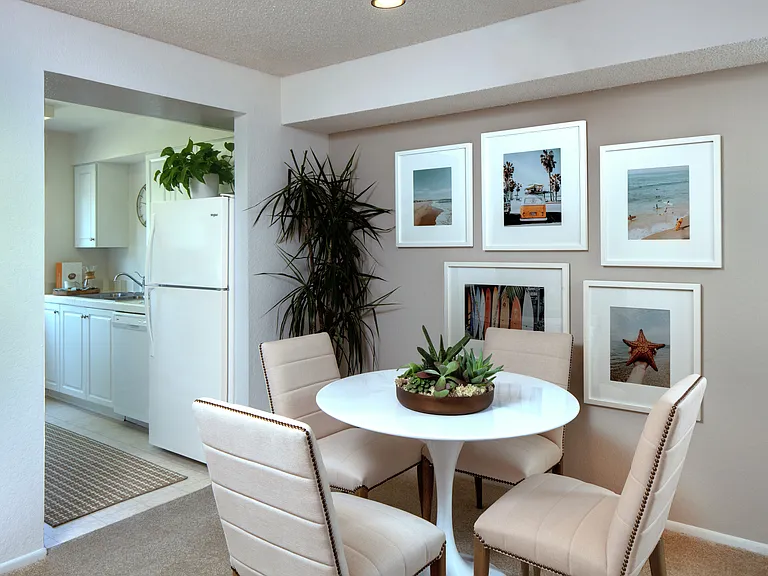 Woodbridge Villas Apartment Homes — Photo 5