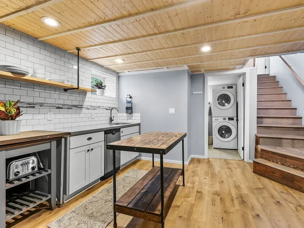 1604 NW 2nd St, Bend, OR 97703