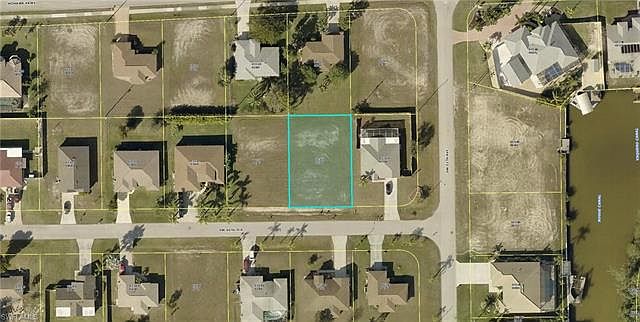 1st image of 1107 SW 40th Ter