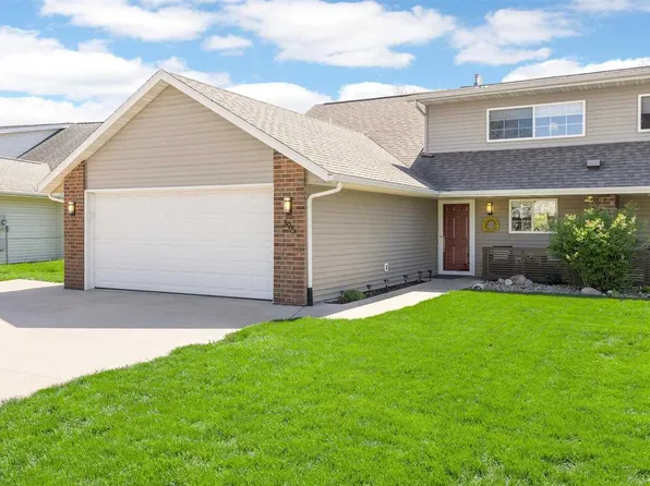 195 Stephans St, Tiffin, IA 52340