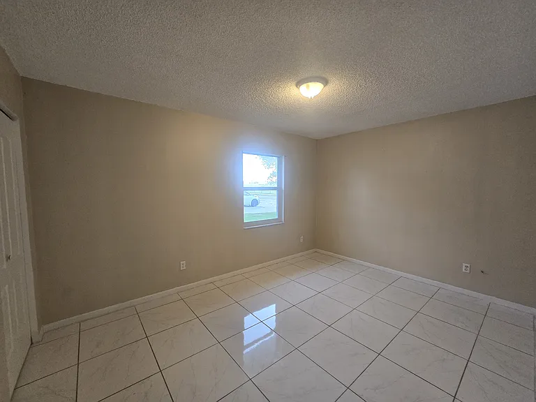 349 Denton Ave #A — Photo 7