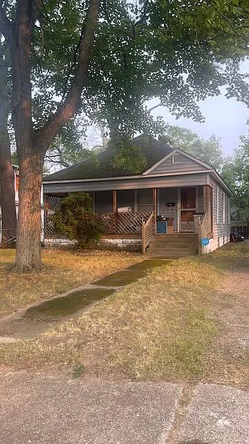 15 E Lincoln Ave photo 1