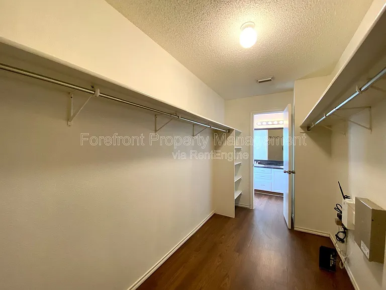 2510 Village Pkwy — Photo 45