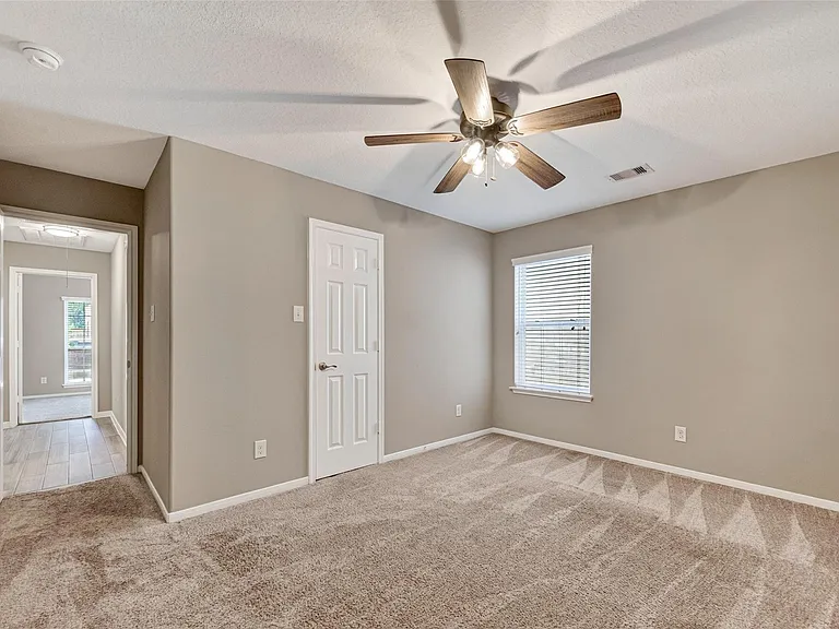4915 Ibis Lake Ct — Photo 37