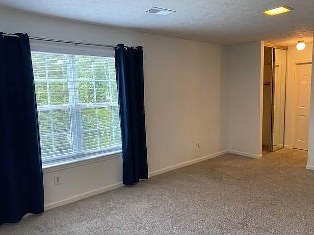 2121 Heritage Trace Dr — Photo 15