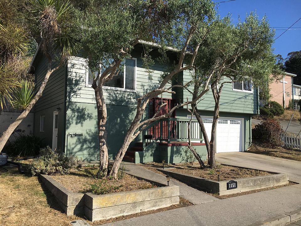 1st image of 1151 Seville Dr