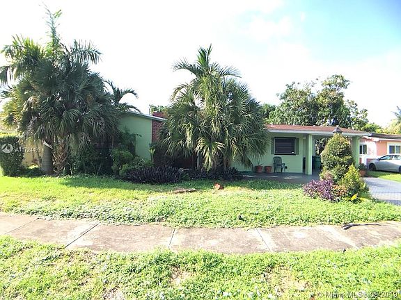 2nd image of 1970 NW 194th Ter