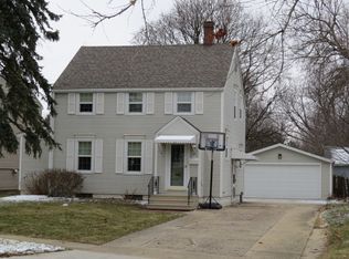 517 Fisk Ave, Dekalb, IL 60115