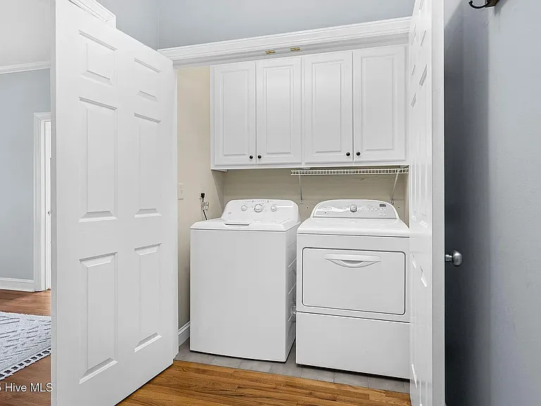 3832 Green Pastures W — Photo 4