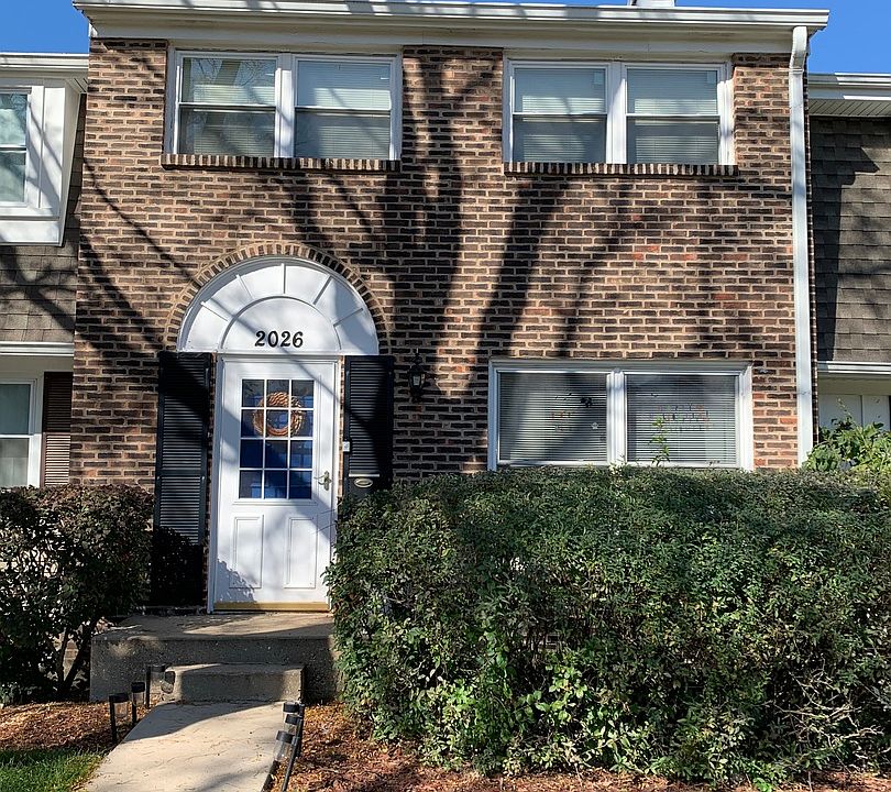 1st image of 2026 Oxford Ct