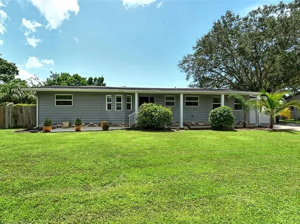 2304 Sandrala Dr, Sarasota, FL 34231