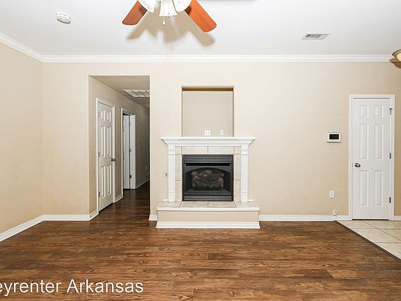 5th image of 1210 Lariat Dr