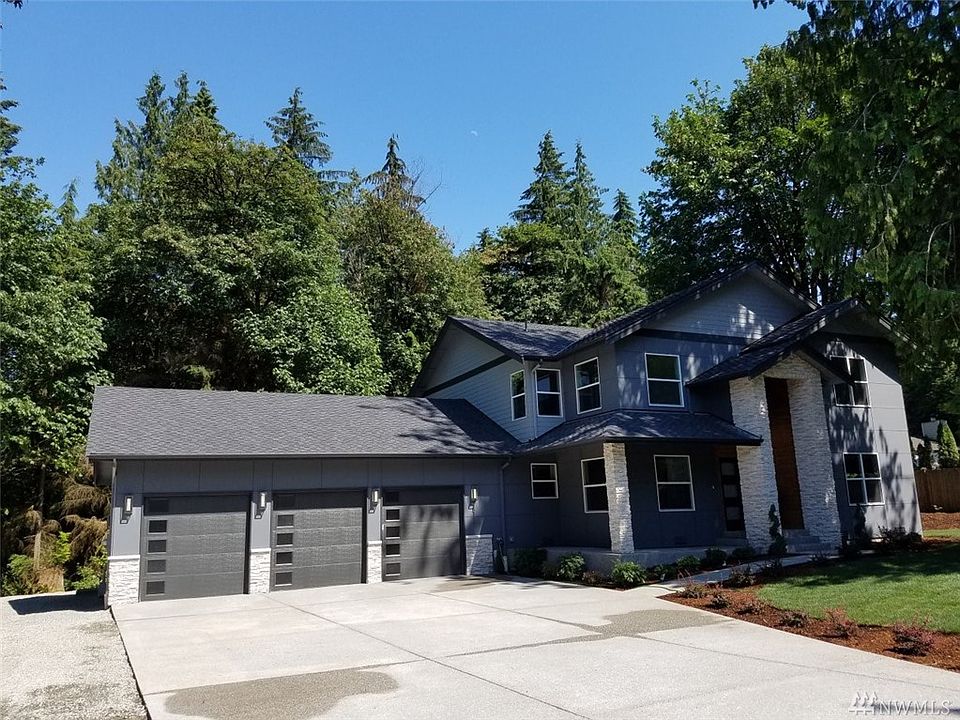 1st image of 18130 228th Ave NE
