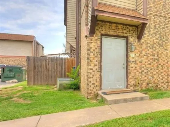 401 12th Ave #206, Norman, OK 73071