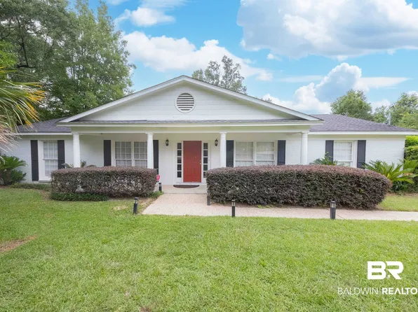 724 Oak Hill Ct, Mobile, AL 36609