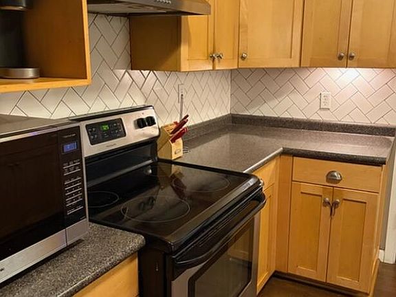 5th image of 108 Rogers Dr