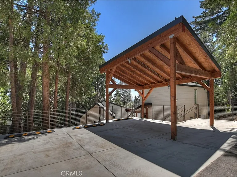 441 Oriole Dr #3 — Photo 30