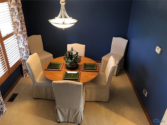 4th image of 26632 Woodmont Dr