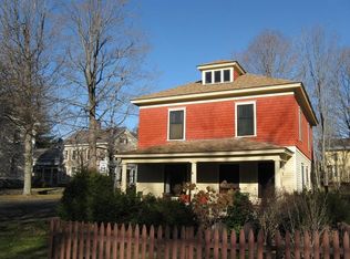 122 Bridge St, Shelburne, MA 01370