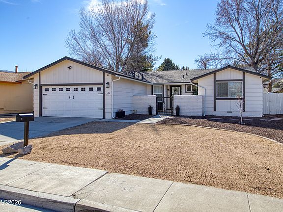 2nd image of 4220 Bismarck Dr