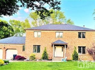 5 Wembly Pl, Piscataway, NJ 08854
