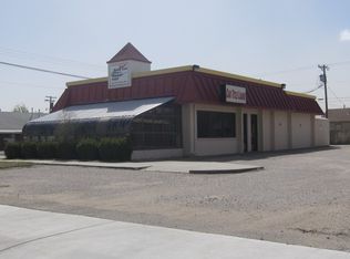 1222 S Main St, Perryton, TX 79070