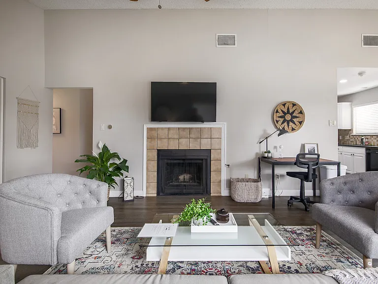 5947 Kevin Kelly Pl — Photo 9