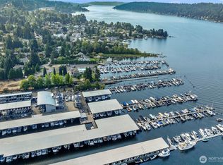 3911 Lake Washington Boulevard SE #B10, Bellevue, WA