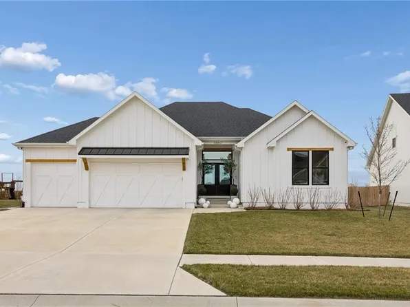 32247 W 165th St, Gardner, KS 66030
