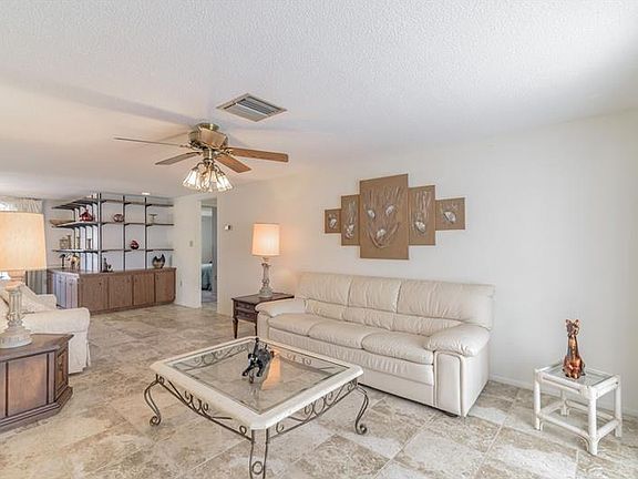 4th image of 13535 Claudia Dr