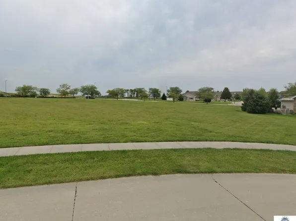 8430 N 161st Plz, Bennington, NE 68007