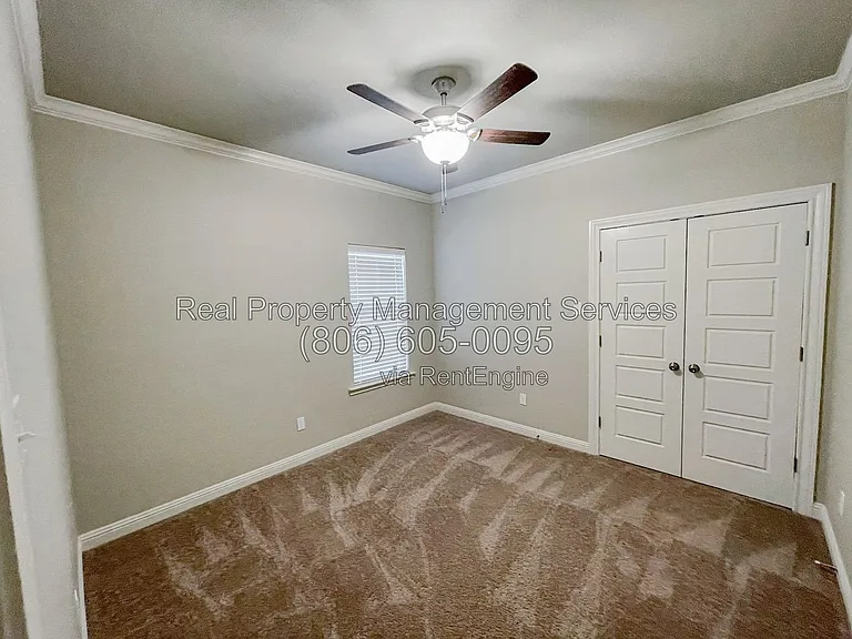 4907 Jarvis St — Photo 10