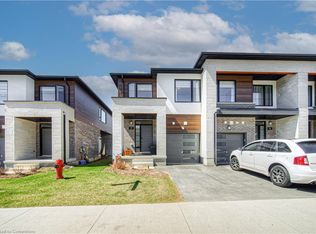 350 River Rd #17, Cambridge, ON N3C0H4