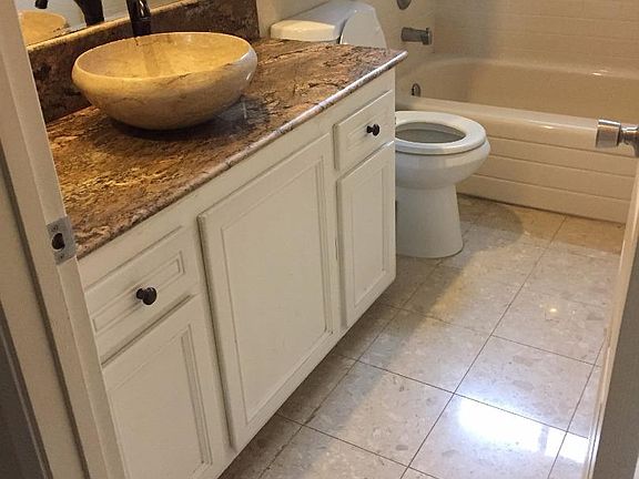 4th image of 7461 Crawford Dr