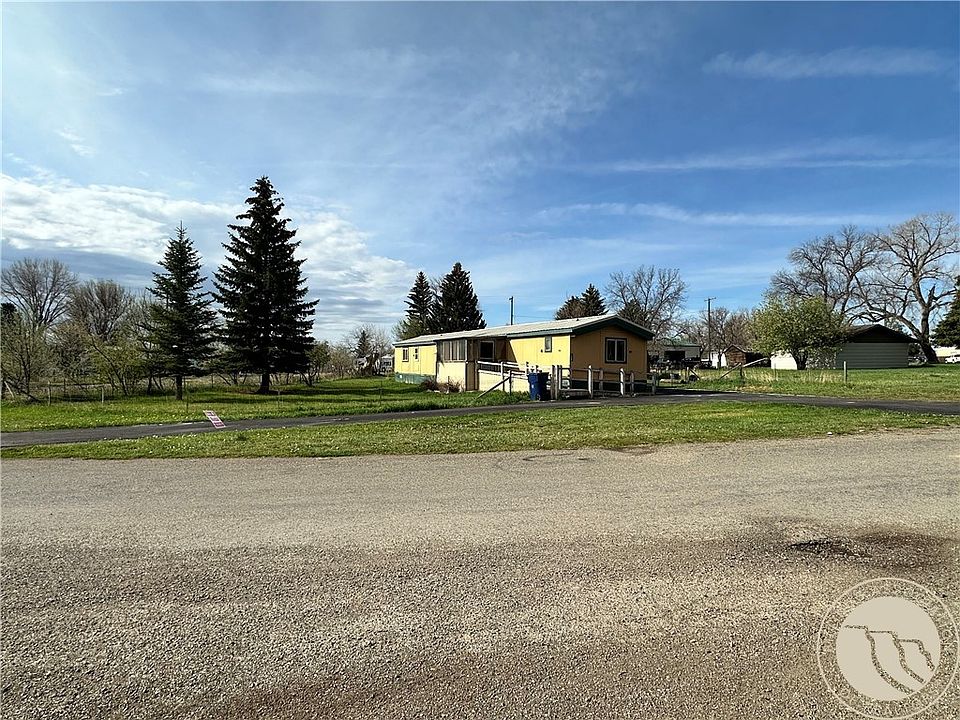 1st image of 108 4th Ave E