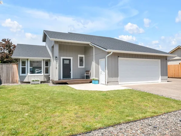 7118 C St, Springfield, OR 97478