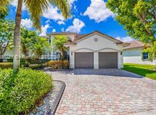 3469 Heron Ridge Ln, Fort Lauderdale, FL 33331
