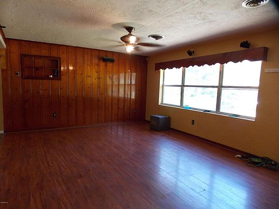 5th image of 3621 NW 17th Ave