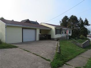 302 3rd St, Leechburg, PA 15656