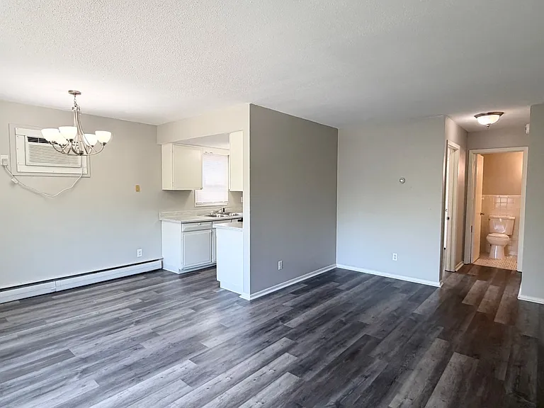 Powderhorn Park Apartments — Photo 28