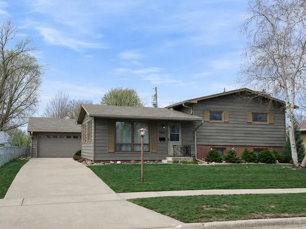 1816 N 26th St, Fort Dodge, IA 50501
