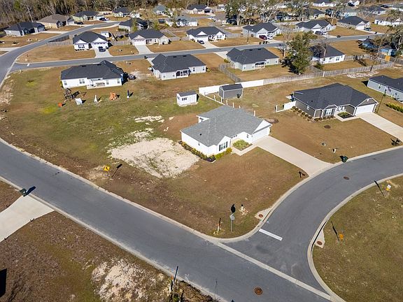 3rd image of 4601 Caden Pl