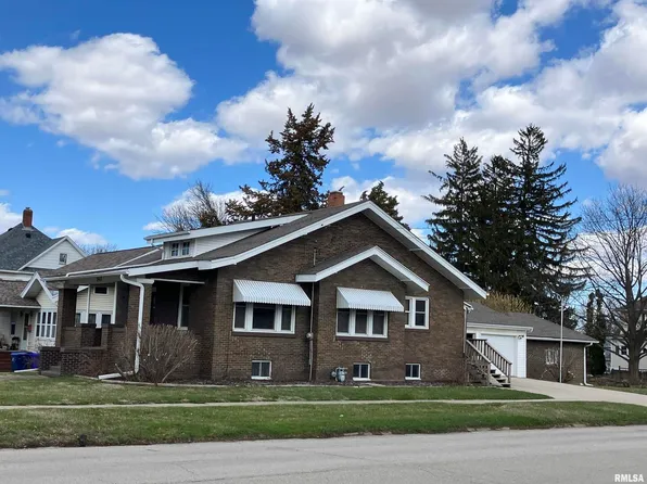 740 Henry St, Kewanee, IL 61443