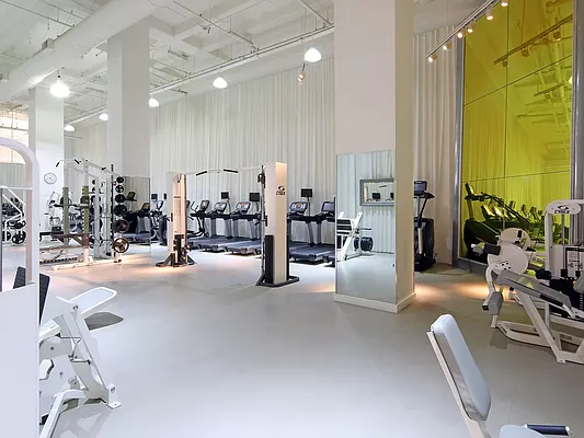 Rented by Hudson Real Estate International LLC | media 18