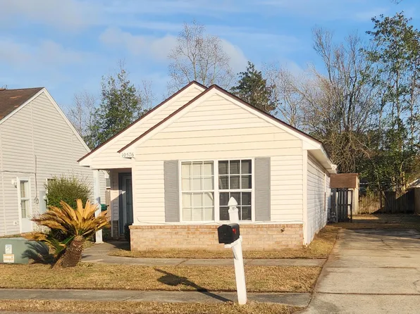 10576 Bay Tree Dr, Gulfport, MS 39503