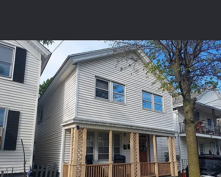 729 Elizabeth St #1 — Photo 2