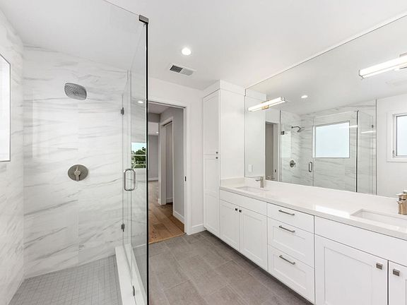 4th image of 30 Hermosa Ave Penthouse 2