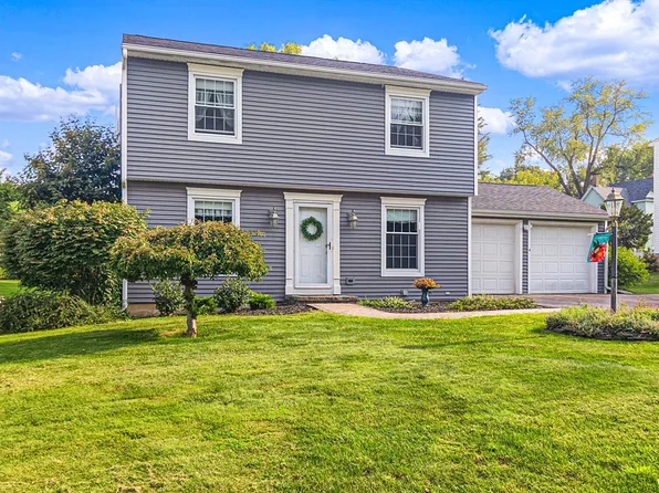 6 Gateshead Rd, New Hartford, NY 13413